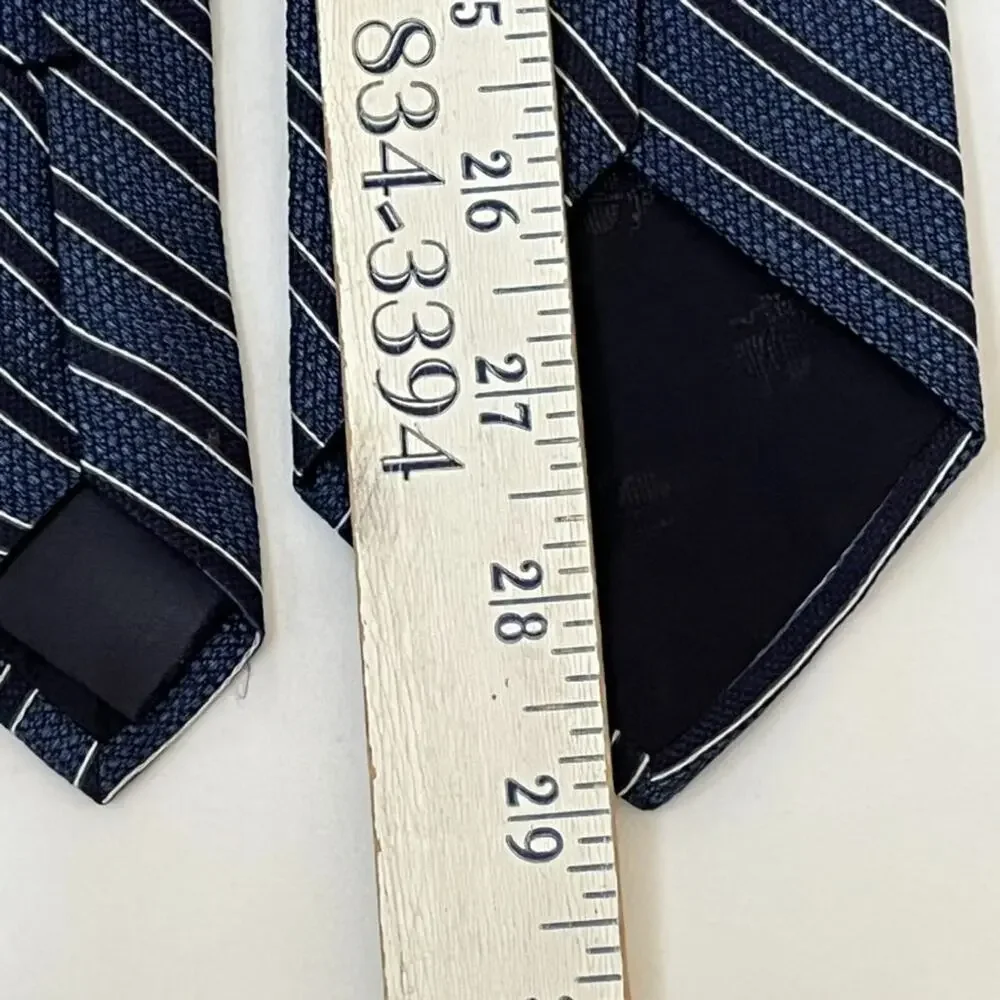 Brooks Brothers Makers & Merchants Men's Silk Neck Tie 58